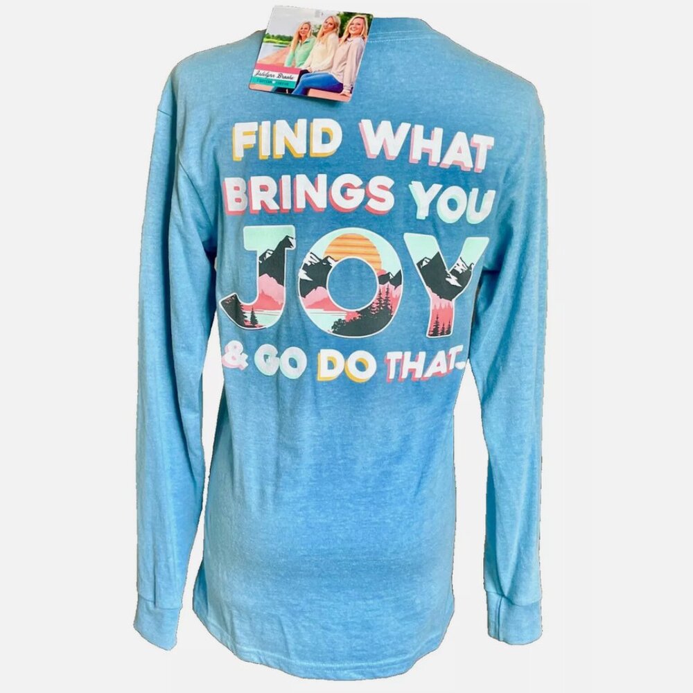 NWT! NEW! JADELYNN BROOKE FIND WHAT BRINGS YOU JOY MOUNTAINS LAKE TEE T-SHIRT XS